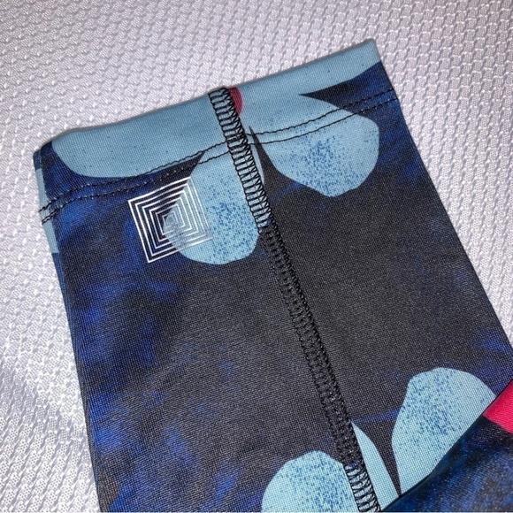 Lularoe Brave Active Leggings, sz M - Picture 5 of 6